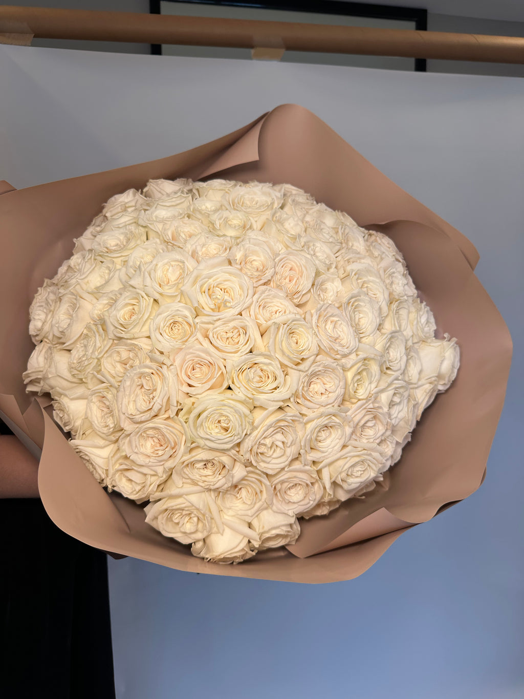 Mono bouquet of 100 white roses