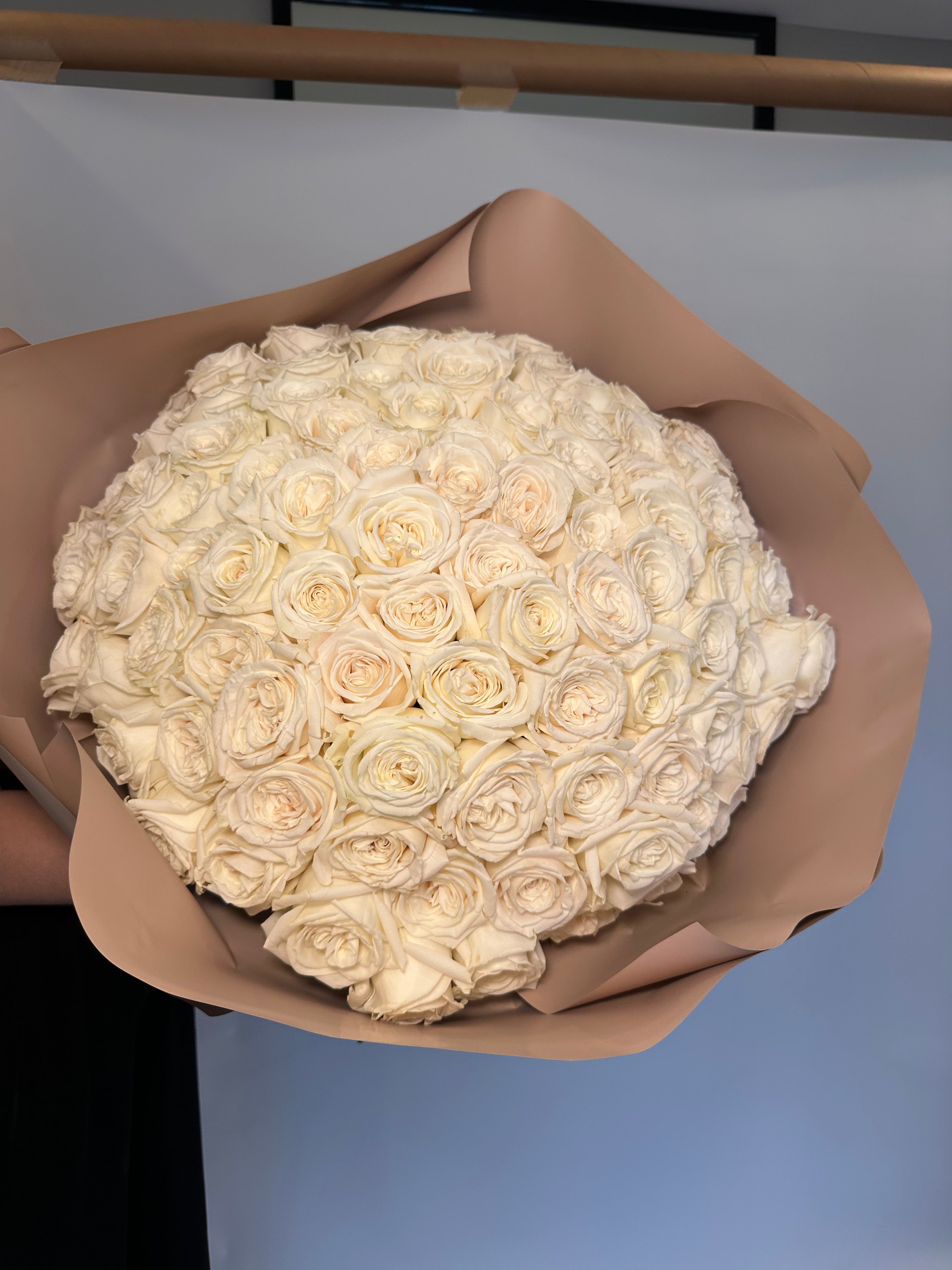 Mono bouquet of 100 white roses