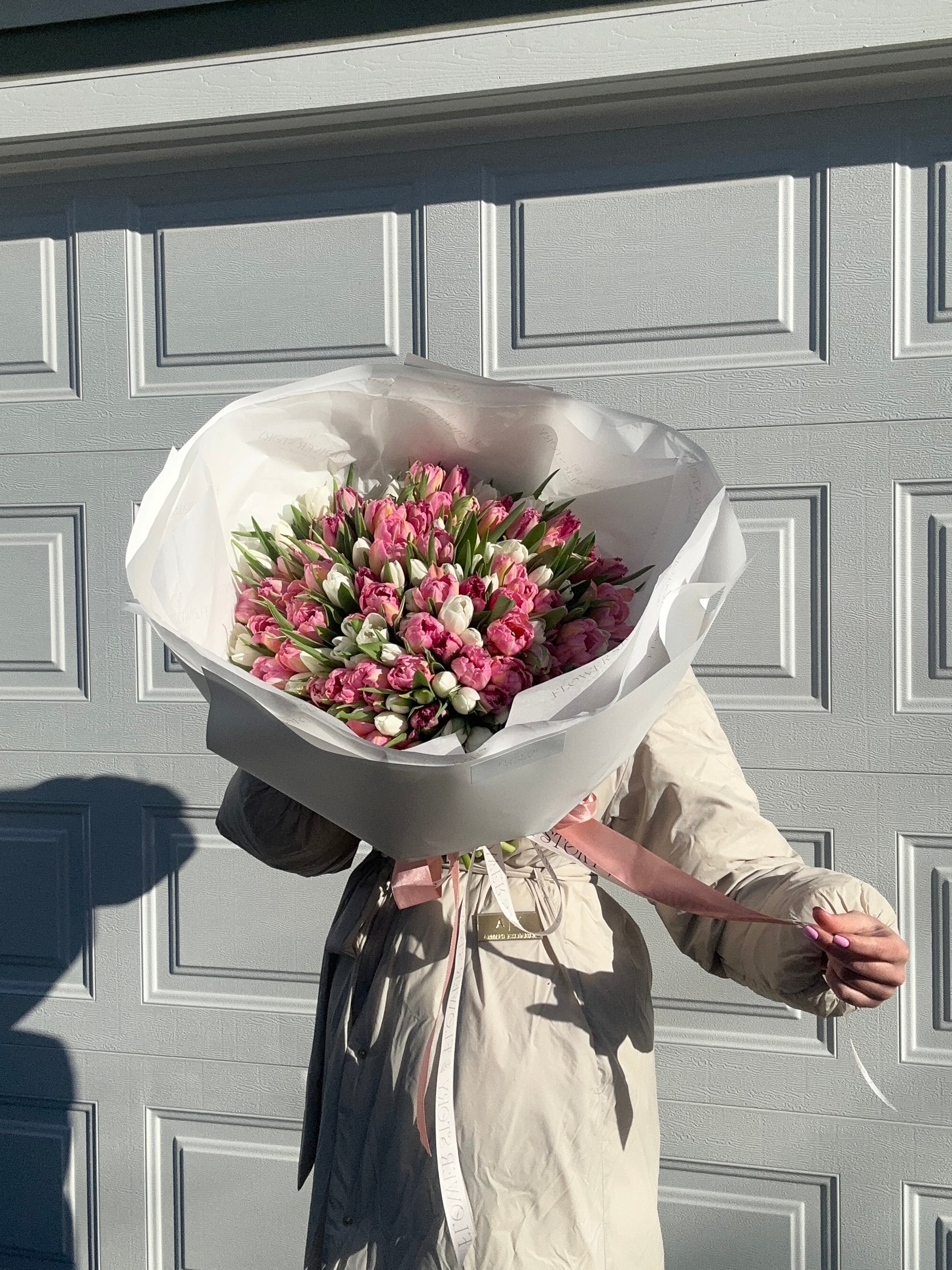 Mono bouquet of tulips