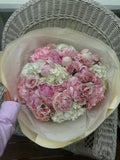 Mix bouquet of hydrangea, peonies & roses