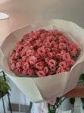 Mono bouquet of spray roses