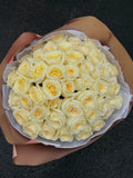 Mono bouquet of Candlelight Roses 50 steams