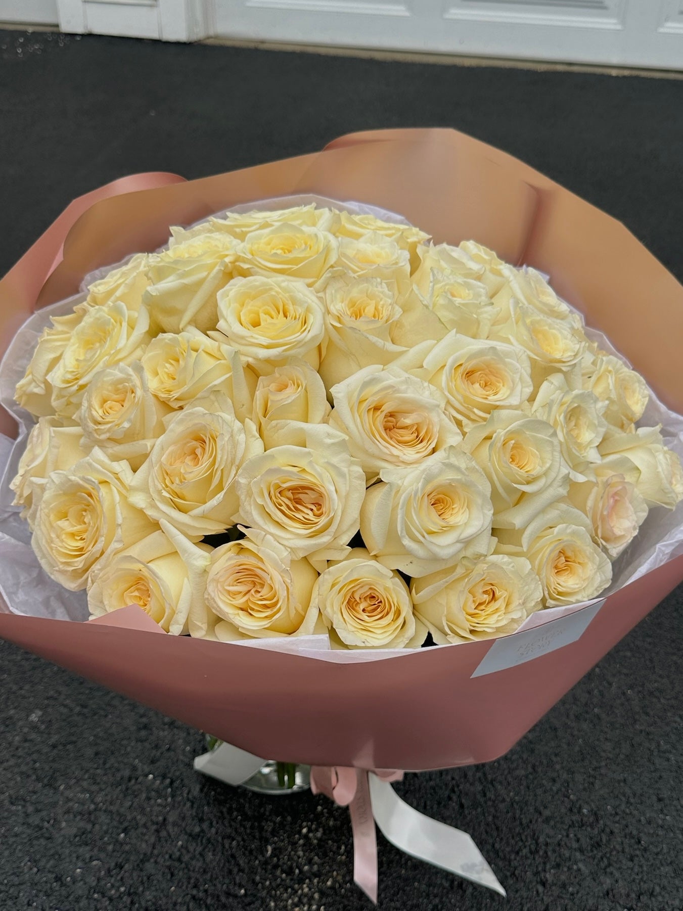 Mono bouquet of Candlelight Roses 50 steams