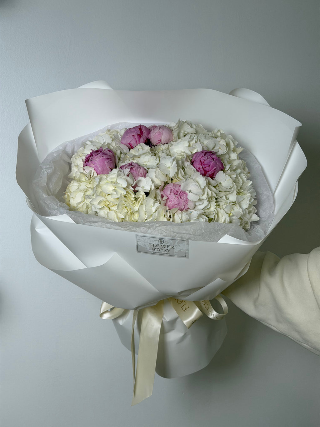 Bouquet with white hydrangeas & pink peonies